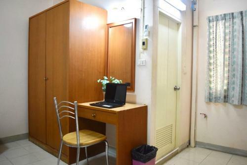 Hostal Smile Court