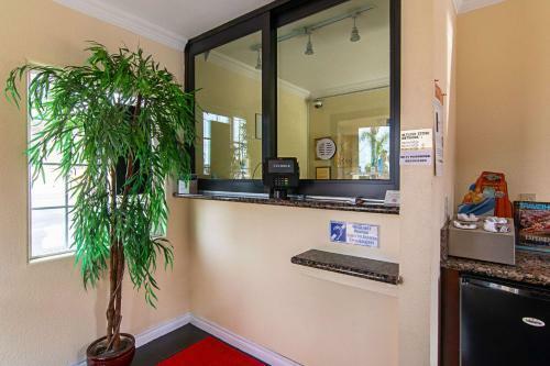 Hotel Econo Lodge Long Beach I-405
