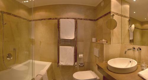 Hotel Lech & Residenz Chesa Rosa