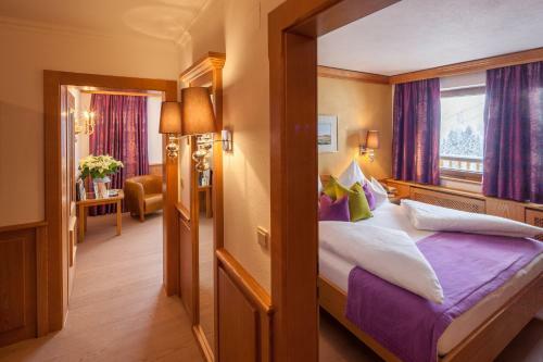 Hotel & Chalet Montana