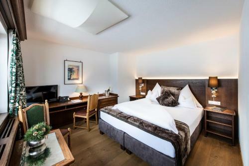 Hotel & Chalet Montana