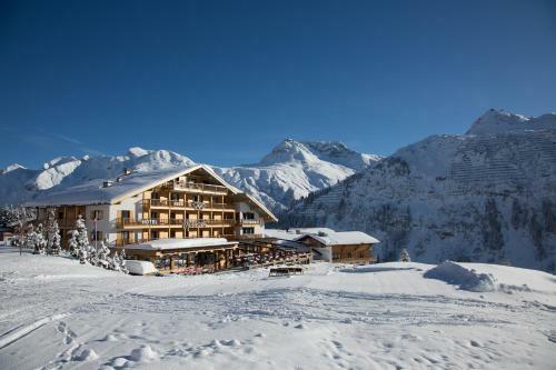 Hotel & Chalet Montana