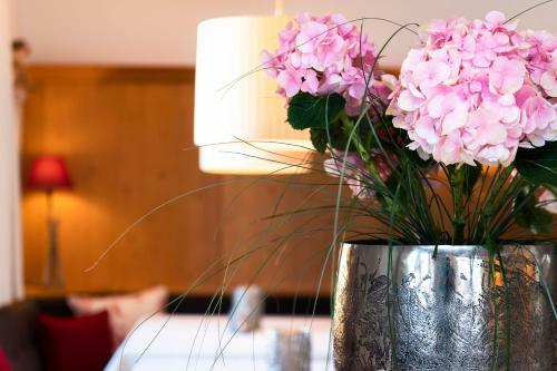 Hostal Hotel Garni Edelweiss
