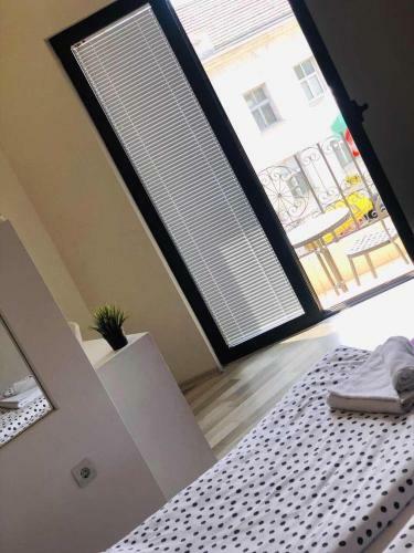 Hotel Executive Rooms And Suites Play