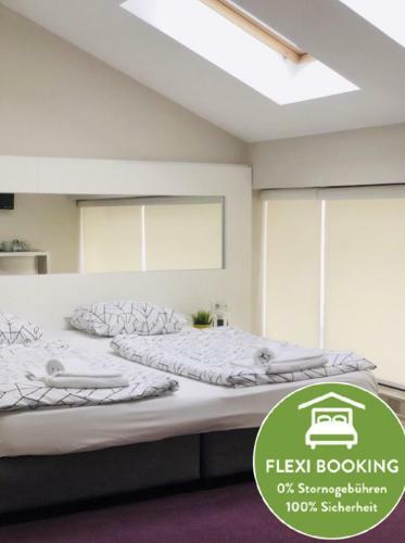 Hotel Executive Rooms And Suites Play