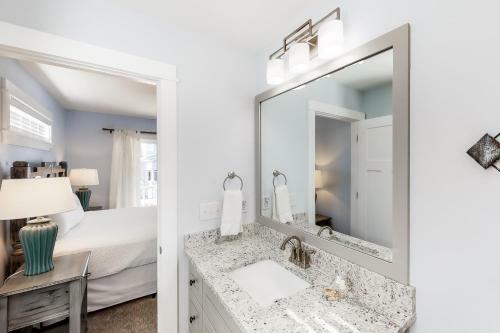 Spectacular Sunset Beach House Cb105