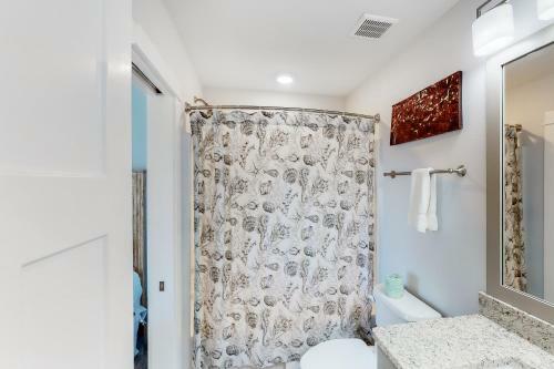 Spectacular Sunset Beach House Cb105