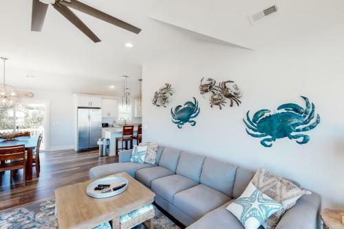 Spectacular Sunset Beach House Cb105