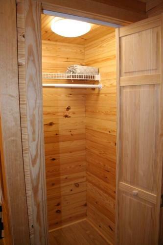 Moonlight Lake Rv Park And Cottages