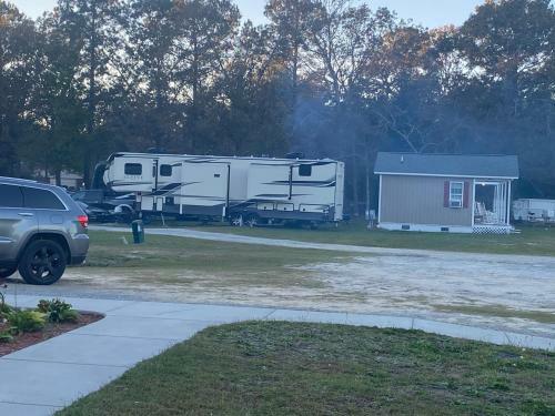 Moonlight Lake Rv Park And Cottages