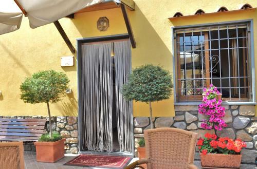 Hotel Albergo Miramonti