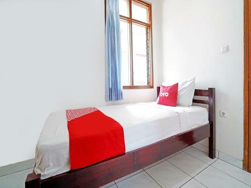 Hotel Oyo 90840 Teratai Residence