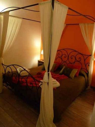 Hostal Masia Tinet