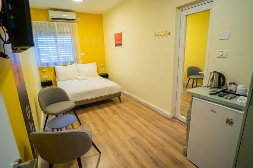 Seashell Hotel