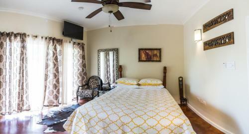 Blue Paloma Bed & Breakfast