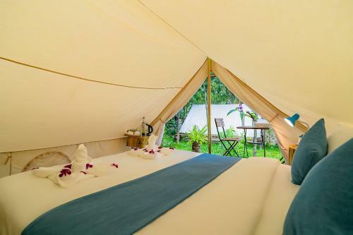 Albergue Green Valley Veal Pouch