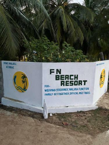 Hostal F N Beach Resort