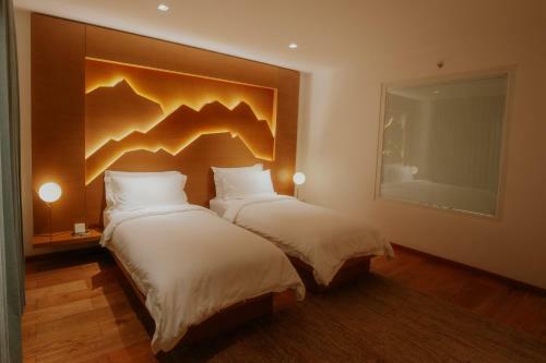 Hotel The Terraces Resort And Spa