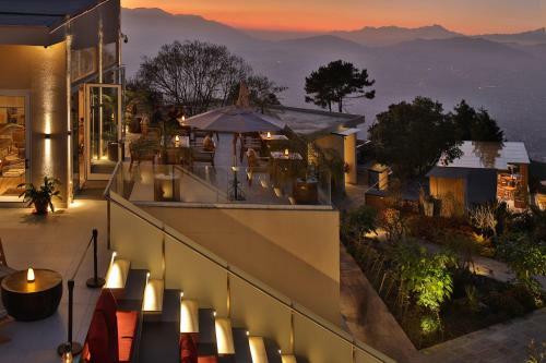 Hotel The Terraces Resort And Spa