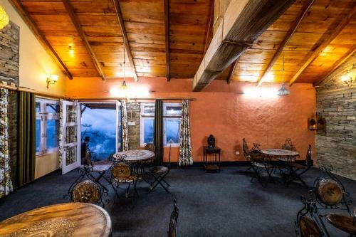 Himalayan Paradise, Boutique Room W Binsar View