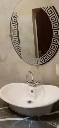 S.r Luxury Apartments