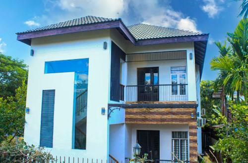 Siem Reap Private Villa By La San