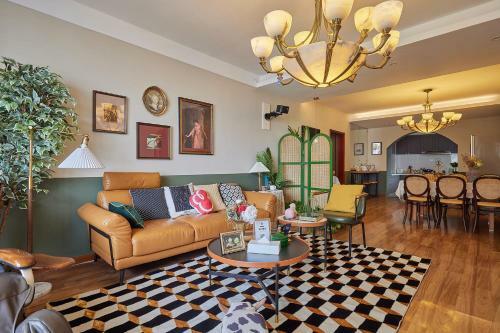Locals Apartment House 02