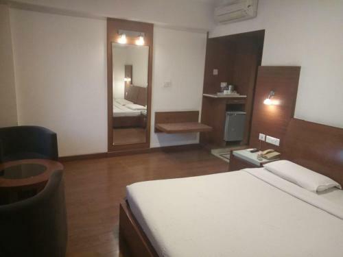 Hotel Sree Parijatha Grand