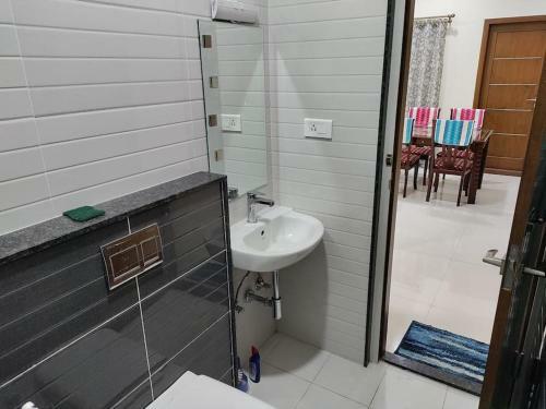 Corner Apartment, 2bhk With Good Privacy, Parking