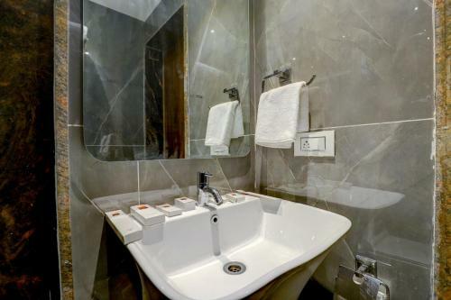 Hotel Myspace Triton Suites