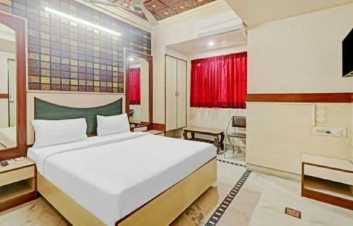 Hotel Diamond Inn By Mystic Hospitality