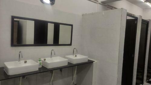 Albergue Abuzz Oxfordcaps Bannerghatta