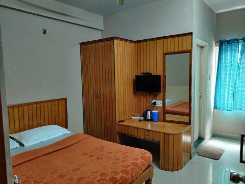 Hotel Kaveri Deluxe Lodge