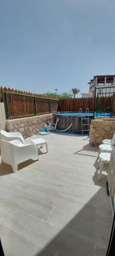 Hana Apartment With Swimming Pool