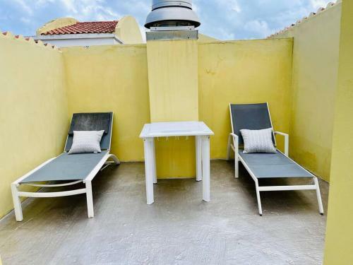 Apartamento 3bedrm Beach Penthouse With Rooftop Terrace & Wifi