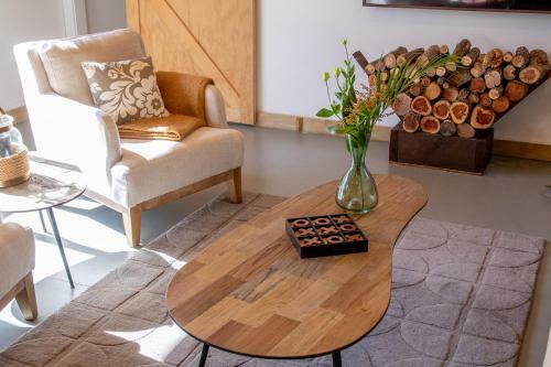 Hotel Parohe Island Retreat