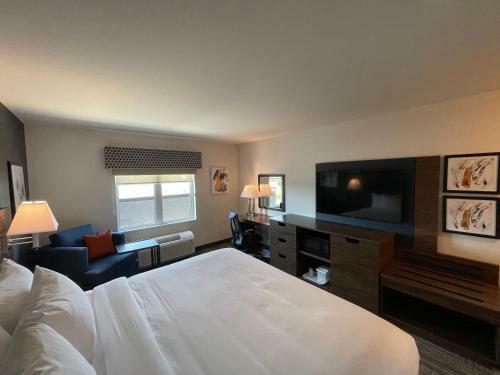 Hotel Comfort Inn & Suites