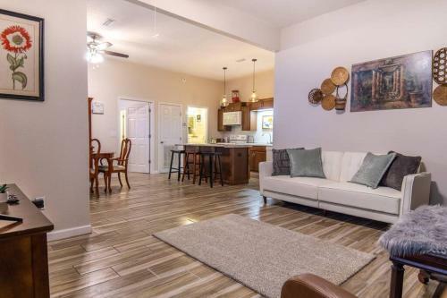 Vintage Cottage!