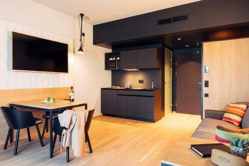 Harry's Home Hotel & Apartments