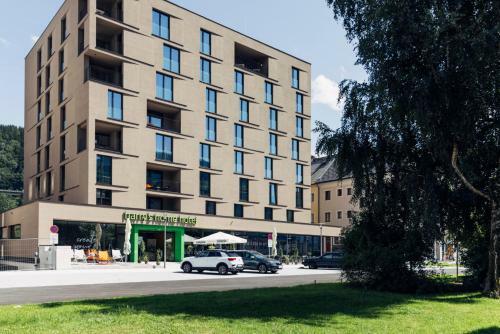 Harry's Home Hotel & Apartments