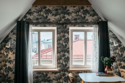 Hostal Kaksteist Apartments
