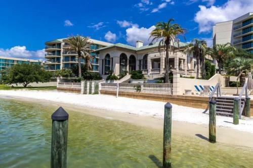 Apartamento Phoenix On The Bay 2308 - Captivating Bayfront & Dog Friendly Condo!