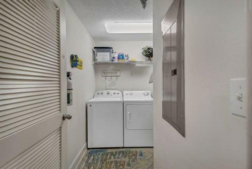 Apartamento Phoenix On The Bay 2308 - Captivating Bayfront & Dog Friendly Condo!