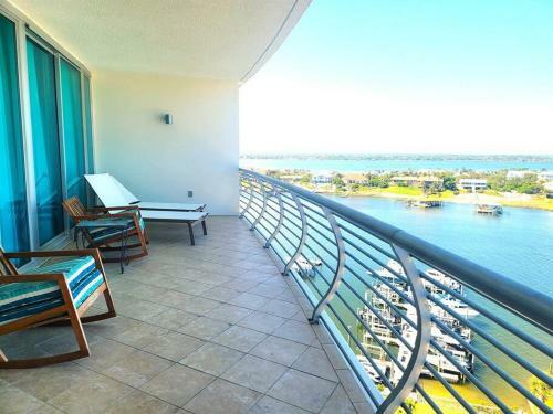 Apartamento Bella Luna 1009 - Luxury Bayfront 3bd/3ba