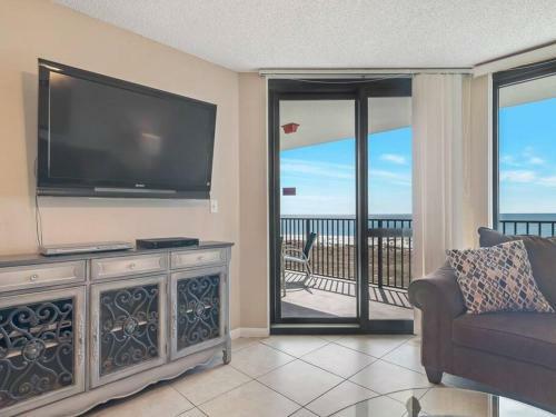 Apartamento Phoenix VI 6512 - Beachfront W/ Beautiful Ocean Views!