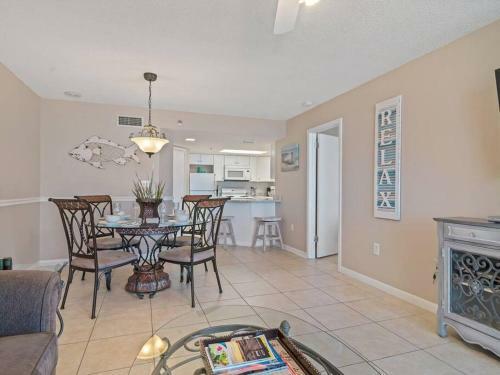 Apartamento Phoenix VI 6512 - Beachfront W/ Beautiful Ocean Views!