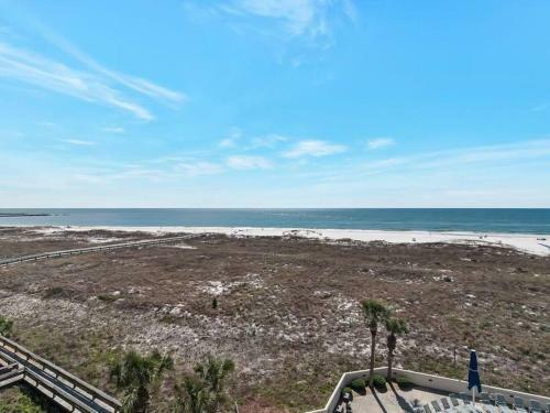 Apartamento Phoenix VI 6512 - Beachfront W/ Beautiful Ocean Views!