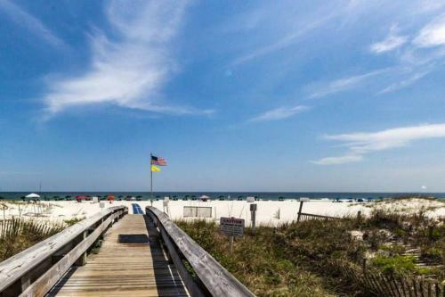 Apartamento Phoenix VI 6512 - Beachfront W/ Beautiful Ocean Views!