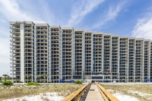 Apartamento Phoenix VI 6512 - Beachfront W/ Beautiful Ocean Views!
