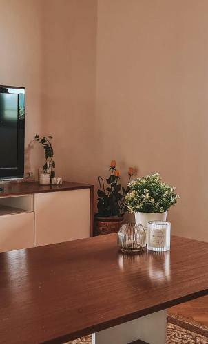 Villa Lovely 2 Bedroom Holiday Home With Parking On-site